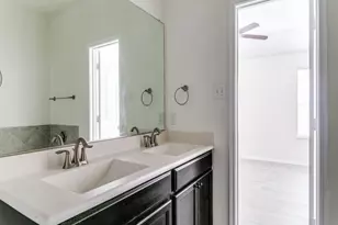 600 Pollyann Trl, Fort Worth, TX 76052 - Photo 5