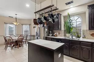 2909 Rockford Ct, Mansfield, TX 76063 - Photo 7