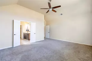 637 Peach Ln, Burleson, TX 76028 - Photo 11