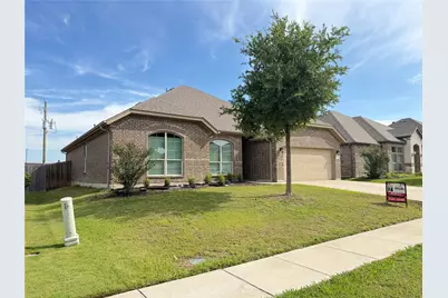 637 Peach Lane, Burleson, TX 76028 - Photo 3