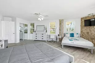 732 Blue Fathom Dr, Runaway Bay, TX 76426 - Photo 17