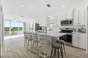 732 Blue Fathom Dr, Runaway Bay, TX 76426 - Photo 9