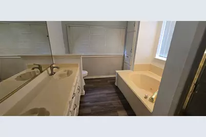 2665 Forest Trail Drive, Grand Prairie, TX 75052 - Photo 13