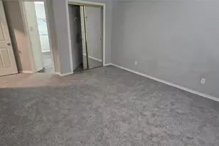 2665 Forest Trail Dr, Grand Prairie, TX 75052 - Photo 7
