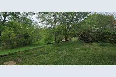 2665 Forest Trail Drive, Grand Prairie, TX 75052 - Photo 11