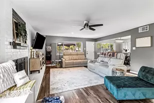 2405 Thistle Ct, Euless, TX 76039 - Photo 17