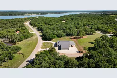 346 Nocona Drive, Nocona, TX 76255 - Photo 11