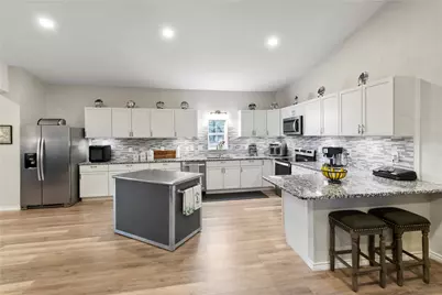 346 Nocona Drive, Nocona, TX 76255 - Photo 3