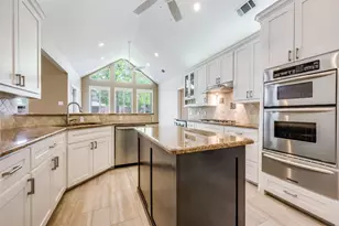 4705 Whitney Ln, Flower Mound, TX 75028 - Photo 11