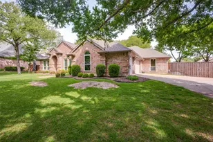 4705 Whitney Ln, Flower Mound, TX 75028 - Photo 3