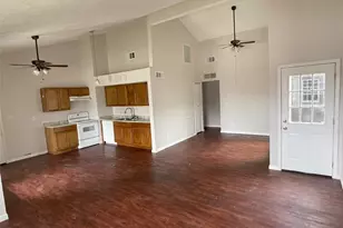 4113 Pepperbush Dr, Fort Worth, TX 76137 - Photo 3