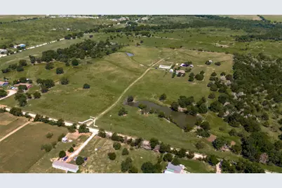 9121 NE County Road 2170, Powell, TX 75153 - Photo 3