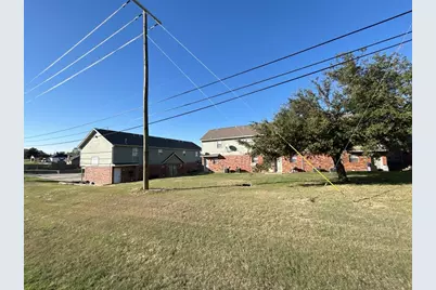 811 W Walnut Street #A103, Celina, TX 75009 - Photo 3