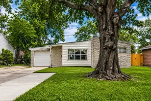 6730 Lodge St, Houston, TX 77092 - Photo 3