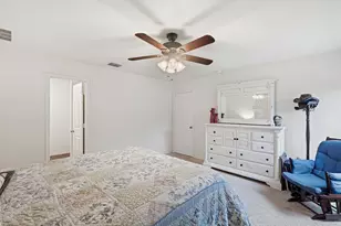 412 Falling Star Dr, Fort Worth, TX 76052 - Photo 11