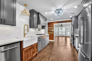 305 Gandy St, Lipan, TX 76462 - Photo 11