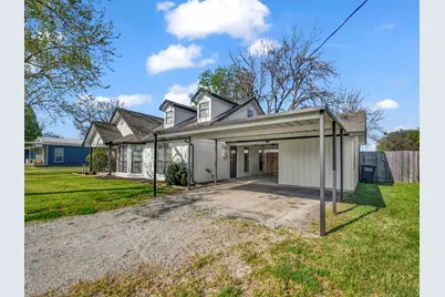 305 Gandy Street, Lipan, TX 76462 - Photo 3