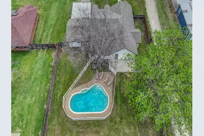 305 Gandy Street, Lipan, TX 76462 - Photo 33