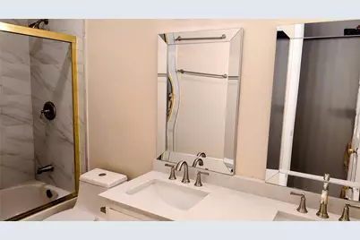 1115 Cambridge Drive, Carrollton, TX 75007 - Photo 17