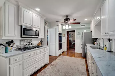 411 Sycamore Street, Waxahachie, TX 75165 - Photo 13