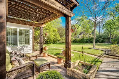 411 Sycamore Street, Waxahachie, TX 75165 - Photo 35