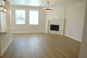 1121 Golden Eagle Ct, Aubrey, TX 76227 - Photo 3