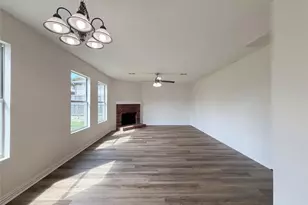 2501 Avalon Creek Way, McKinney, TX 75071 - Photo 9