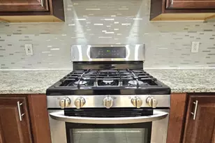 805 Greenbriar Dr, Garland, TX 75043 - Photo 5