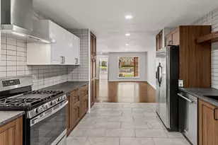 7607 Meadow Oaks Dr, Dallas, TX 75230 - Photo 5