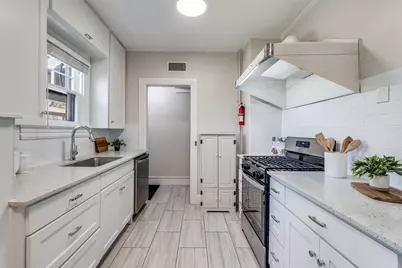 3901 Prescott Avenue #3903, Dallas, TX 75219 - Photo 7