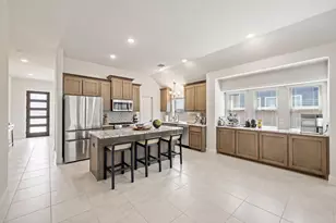 9105 Desert Flora Dr, Fort Worth, TX 76131 - Photo 7