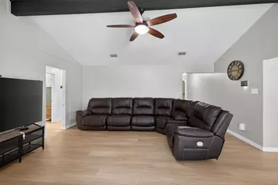 405 Pecan Street, Azle, TX 76020 - Photo 9