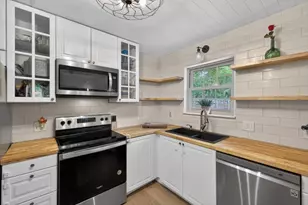 405 Pecan St, Azle, TX 76020 - Photo 17