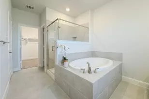 2000 Naples Dr, Rowlett, TX 75088 - Photo 13