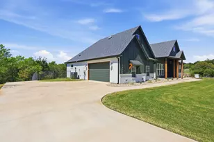 2032 Little Valley Ct, Weatherford, TX 76087 - Photo 5