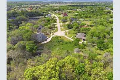 2400 Briarwood Cove, Cedar Hill, TX 75104 - Photo 11