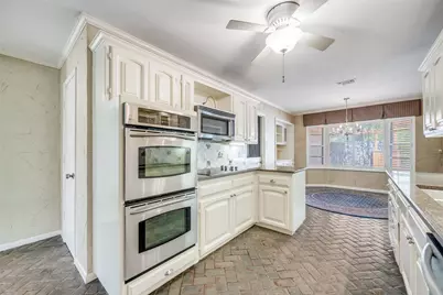 1507 Crescent Drive, Sherman, TX 75092 - Photo 11