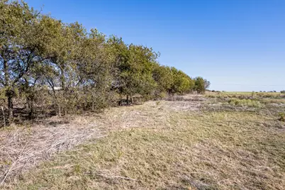 5814 Woodard Avenue, Cleburne, TX 76033 - Photo 9