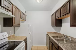 150 S Main St, Euless, TX 76040 - Photo 15