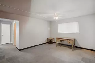 150 S Main St, Euless, TX 76040 - Photo 7