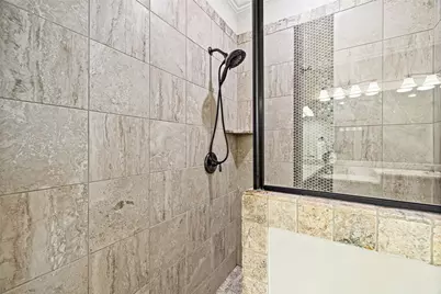 8501 Kingsley Circle, Granbury, TX 76049 - Photo 21