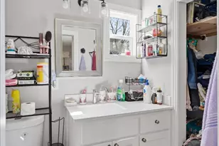 1801 Lawther Dr, River Oaks, TX 76114 - Photo 11