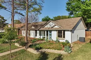 1905 Jasmine St, Denton, TX 76205 - Photo 3