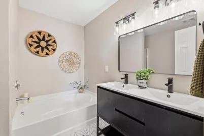 1801 Kittredge Way, Fort Worth, TX 76247 - Photo 17