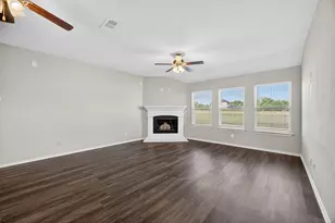 3905 Chippewa Ct, Granbury, TX 76048 - Photo 9