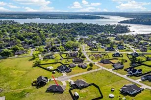 3905 Chippewa Ct, Granbury, TX 76048 - Photo 3