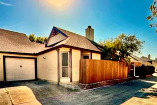 3115 Royal Gable Dr, Dallas, TX 75229 - Photo 11