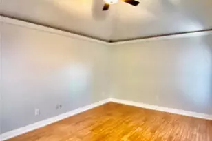 3115 Royal Gable Dr, Dallas, TX 75229 - Photo 9