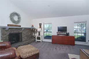 3400 Spring Meadow Ln, Flower Mound, TX 75028 - Photo 5