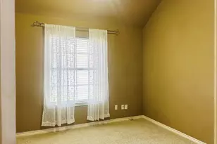 1410 Oxford Dr, Mansfield, TX 76063 - Photo 17